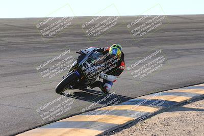 media/Dec-06-2024-CVMA Friday Practice (Fri) [[e1d1c5d4fc]]/4-Group 4 and Trackday/Session 5 (Bowl)/